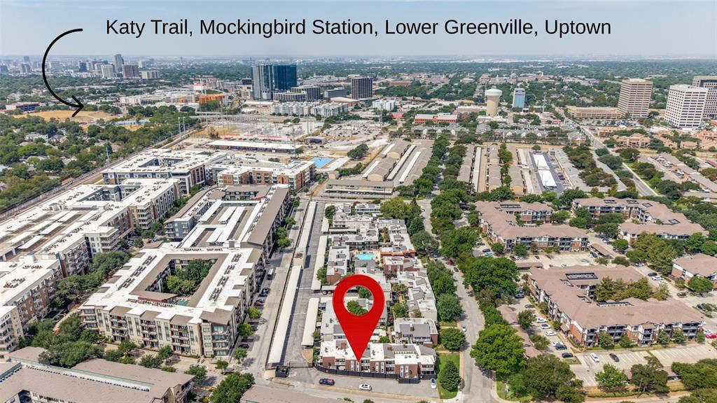 5938 Sandhurst Lane, #104, Dallas, TX 75206 Looking West
