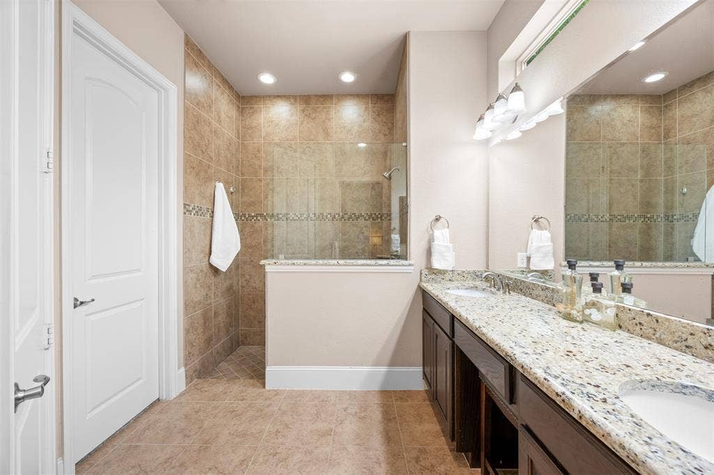 1212 Steepleview Lane, McKinney, TX 75069 1212 Steepleview Lane, McKinney, TX 75069