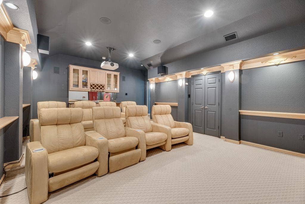 4129 Glenbrook Drive, Richardson, TX 75082 4129 Glenbrook Drive, Richardson, TX 75082