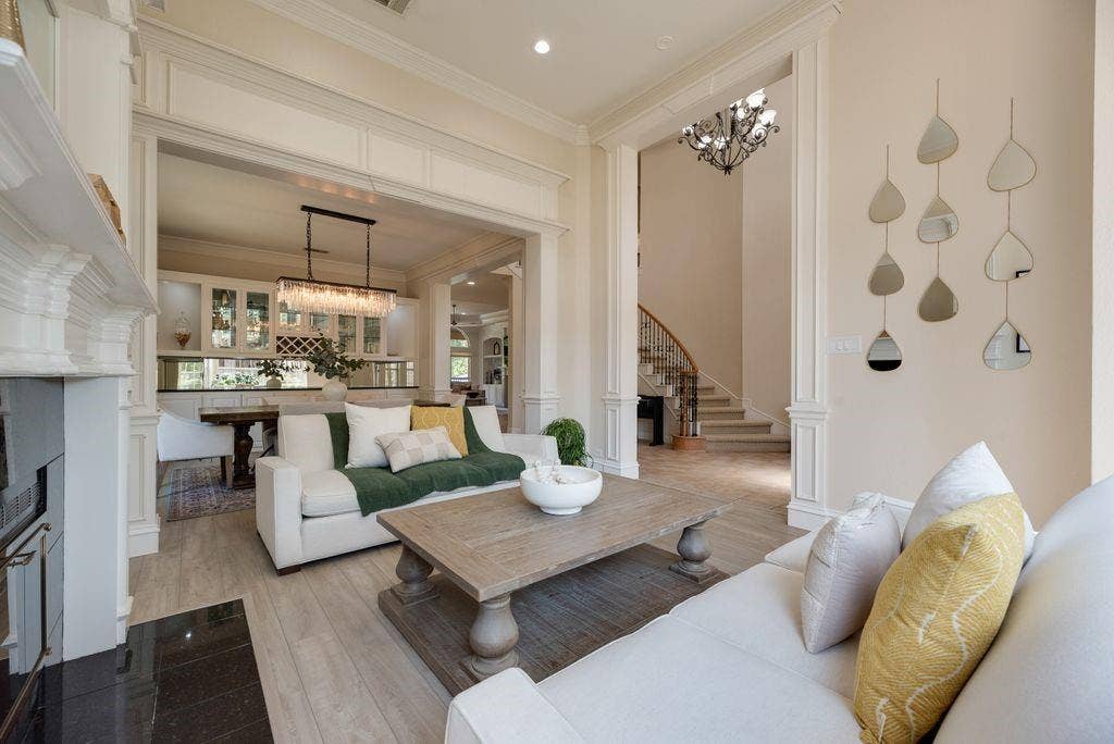 4129 Glenbrook Drive, Richardson, TX 75082 4129 Glenbrook Drive, Richardson, TX 75082