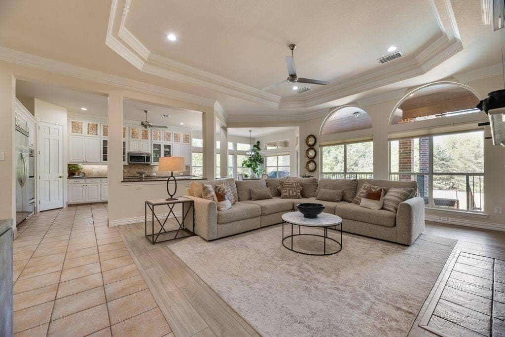4129 Glenbrook Drive, Richardson, TX 75082 4129 Glenbrook Drive, Richardson, TX 75082
