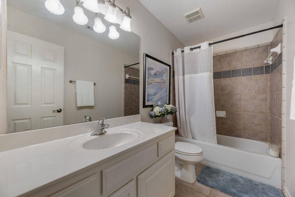 4129 Glenbrook Drive, Richardson, TX 75082 4129 Glenbrook Drive, Richardson, TX 75082