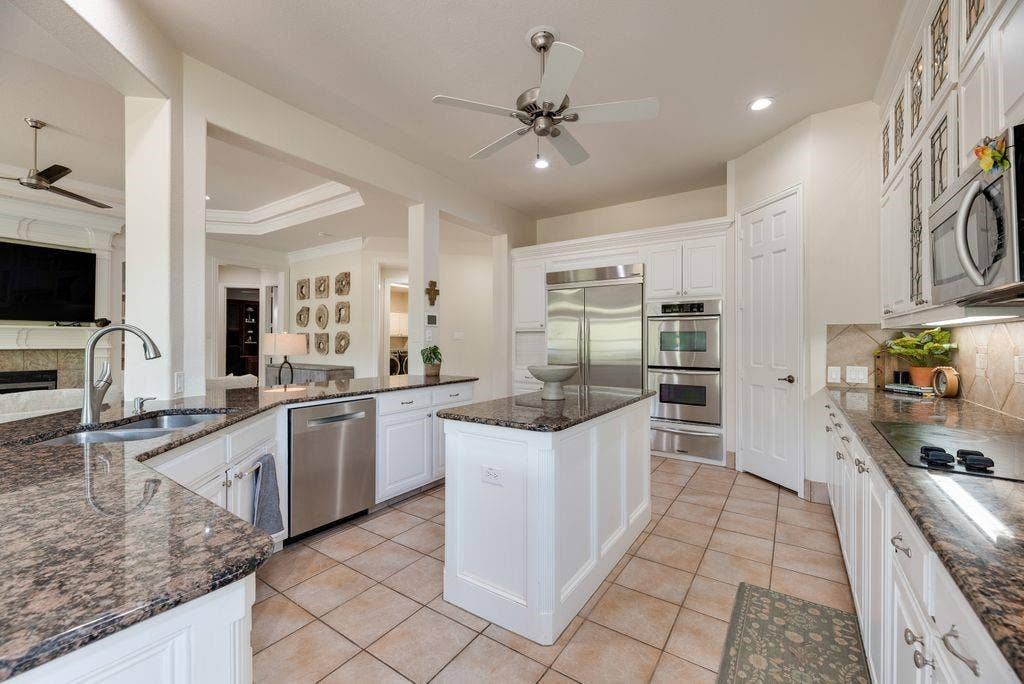4129 Glenbrook Drive, Richardson, TX 75082 4129 Glenbrook Drive, Richardson, TX 75082