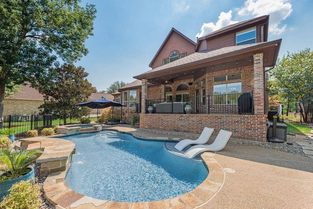 4129 Glenbrook Drive, Richardson, TX 75082 4129 Glenbrook Drive, Richardson, TX 75082
