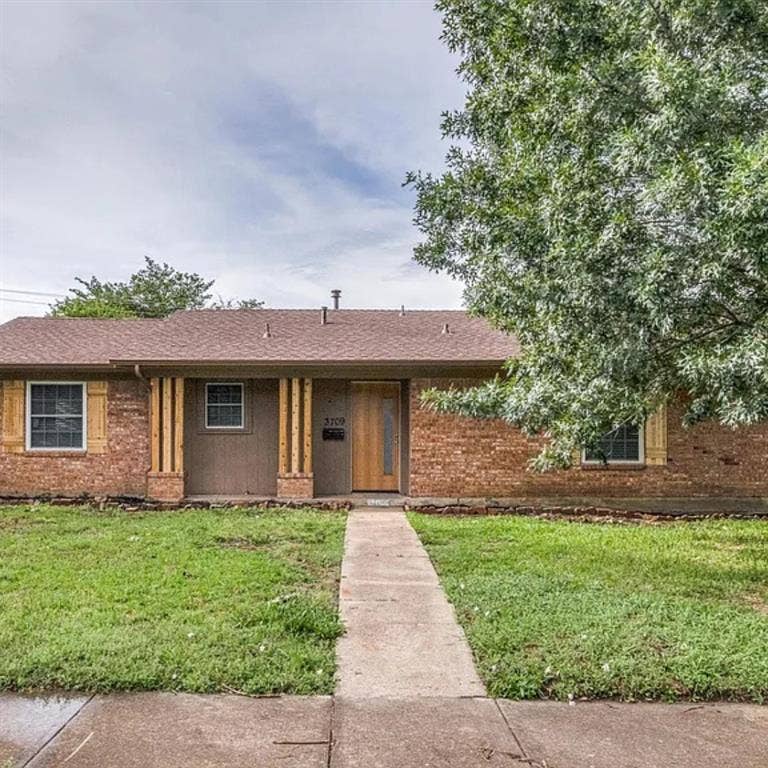 Property photo for 3709 Hilton Drive, Mesquite, TX