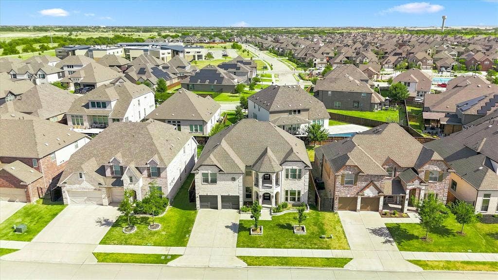 524 Long Meadow Drive, Haslet, TX 76052 524 Long Meadow Drive, Haslet, TX 76052