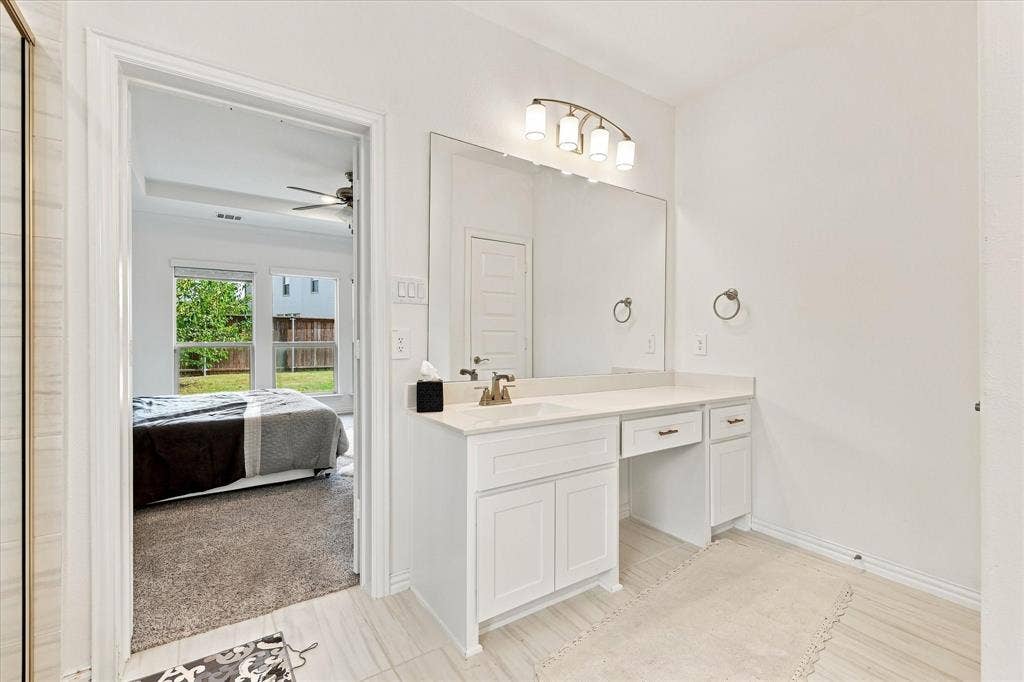 524 Long Meadow Drive, Haslet, TX 76052 524 Long Meadow Drive, Haslet, TX 76052