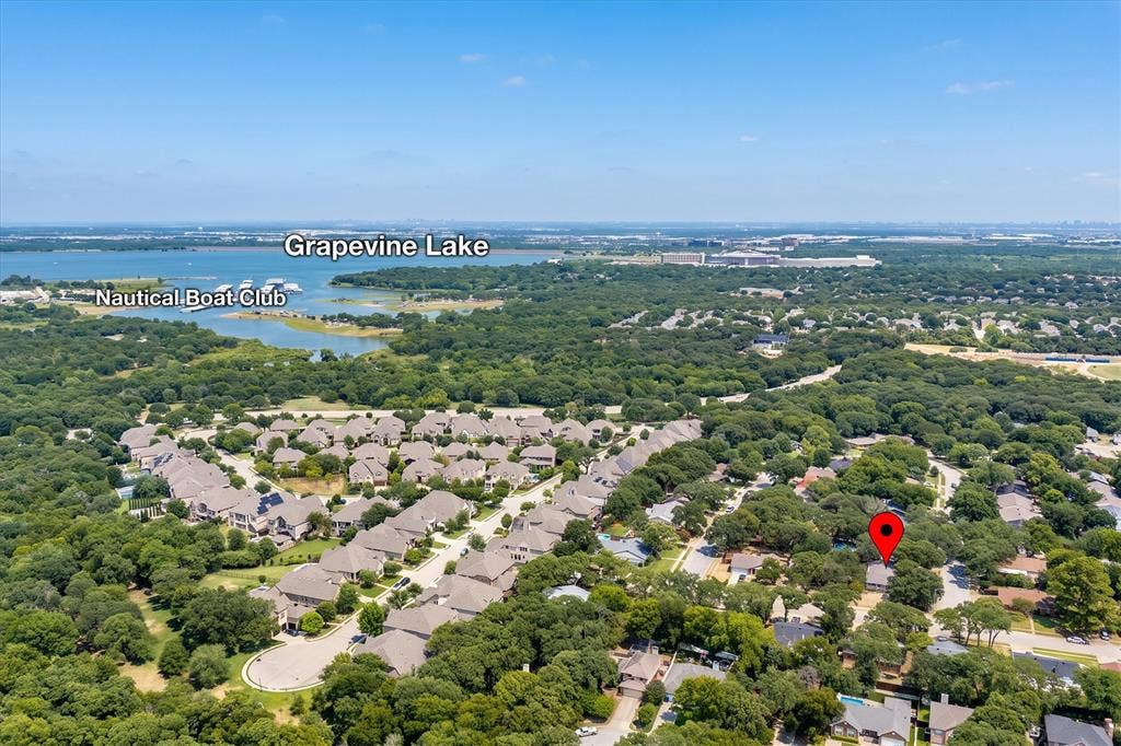1006 N Lucas Drive, Grapevine, TX 76051 1006 N Lucas Drive, Grapevine, TX 76051