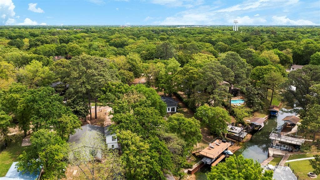 111 Island Park Drive, Gun Barrel City, TX 75156 111 Island Park Drive, Gun Barrel City, TX 75156