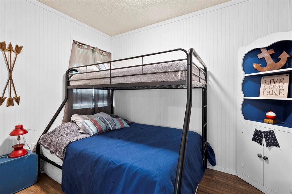 111 Island Park Drive, Gun Barrel City, TX 75156 111 Island Park Drive, Gun Barrel City, TX 75156