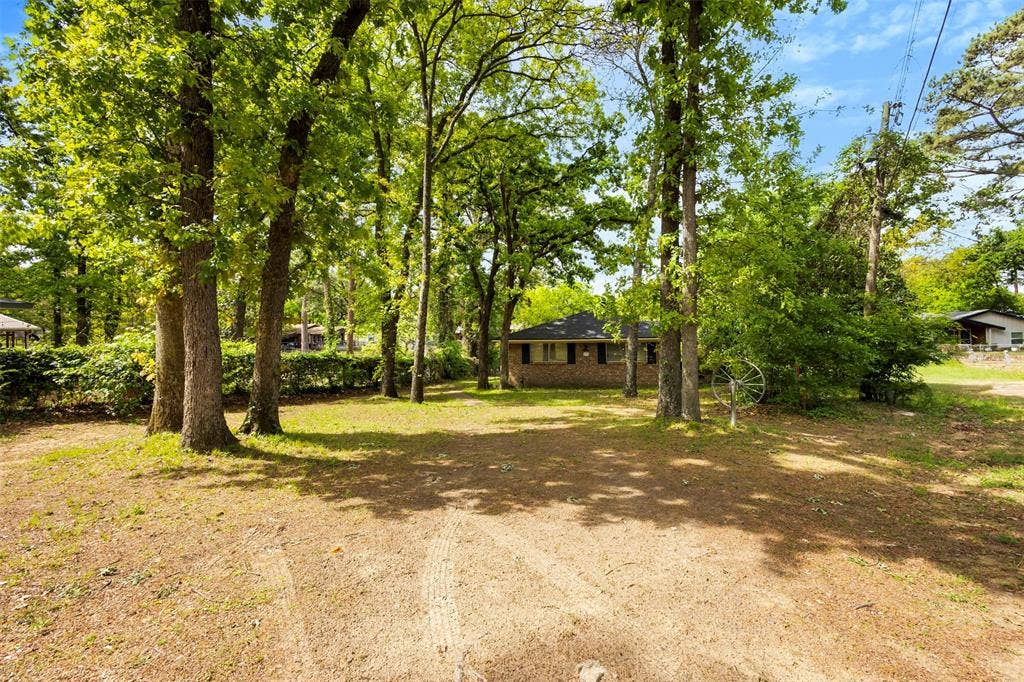 111 Island Park Drive, Gun Barrel City, TX 75156 111 Island Park Drive, Gun Barrel City, TX 75156