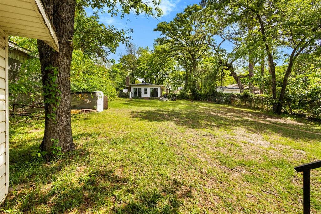 111 Island Park Drive, Gun Barrel City, TX 75156 111 Island Park Drive, Gun Barrel City, TX 75156