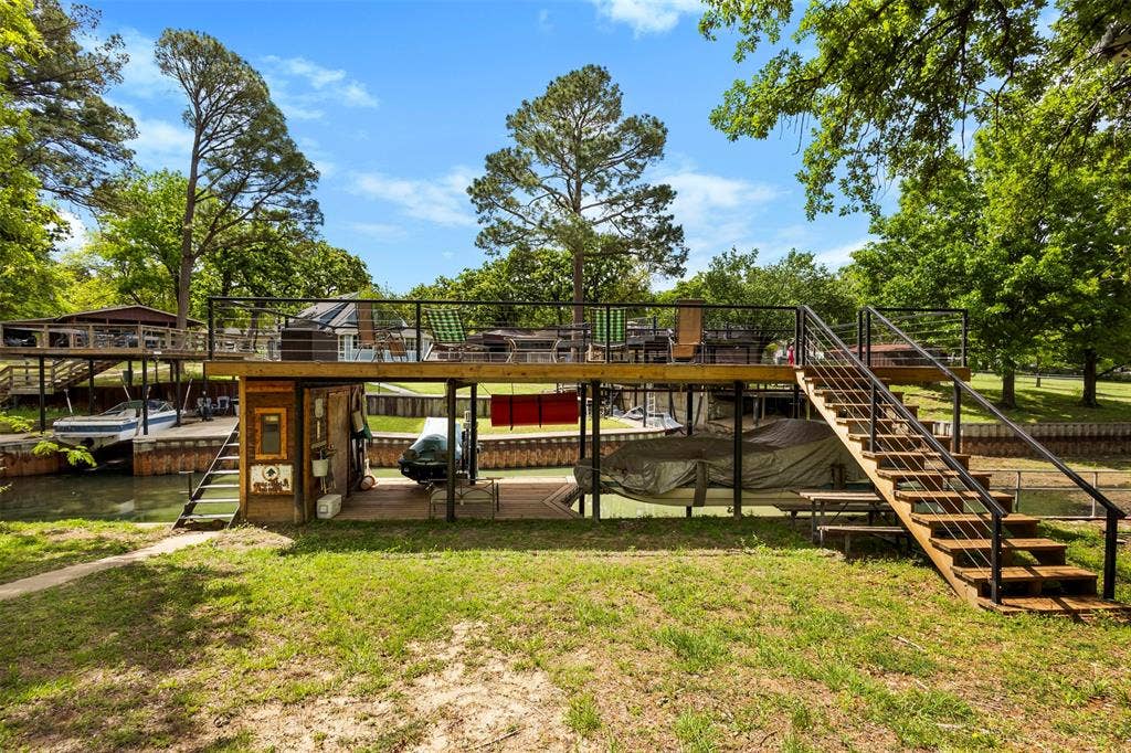 111 Island Park Drive, Gun Barrel City, TX 75156 111 Island Park Drive, Gun Barrel City, TX 75156