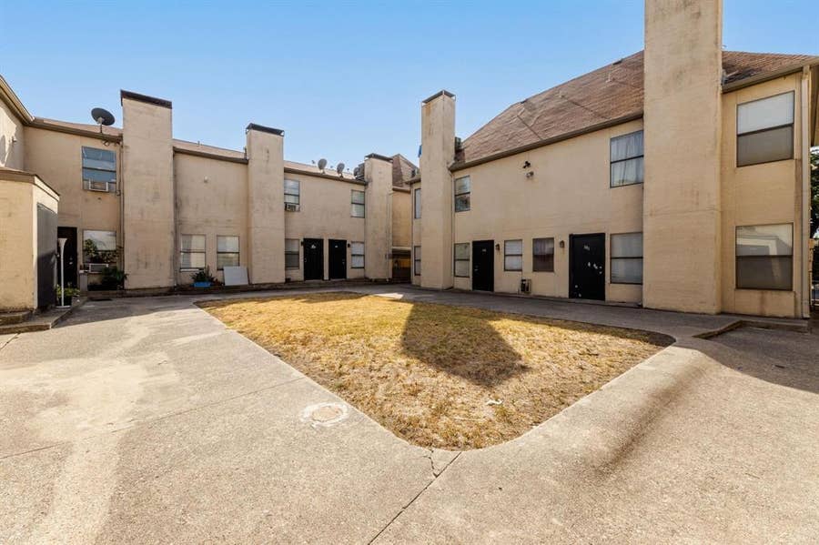 Property photo for 7030 Fair Oaks Avenue, #103, Dallas, TX