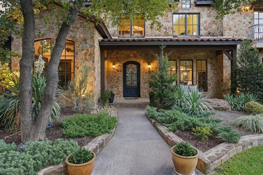 Property photo for 1501 Oaklawn Court, Aledo, TX