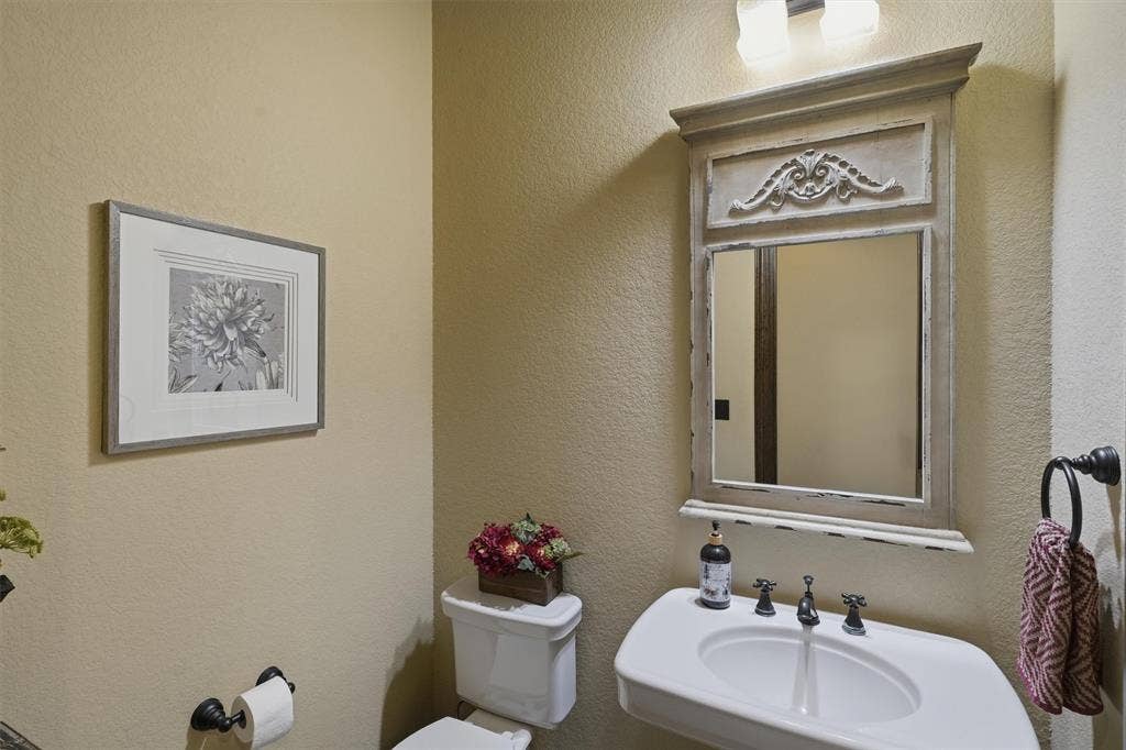 1501 Oaklawn Court, Aledo, TX 76008 1501 Oaklawn Court, Aledo, TX 76008