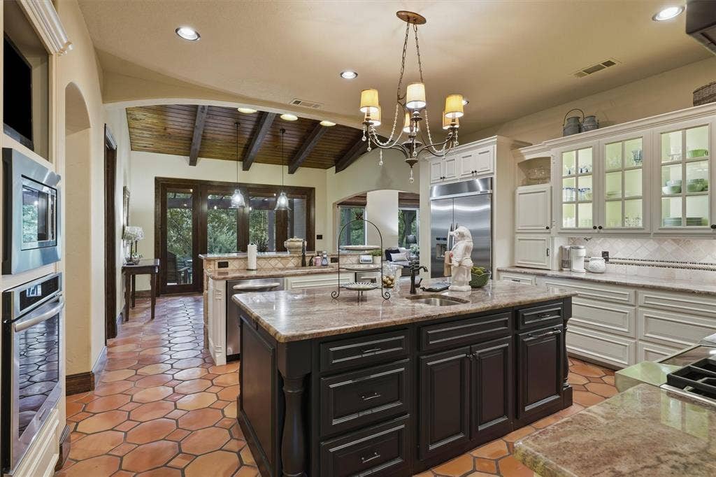 1501 Oaklawn Court, Aledo, TX 76008 1501 Oaklawn Court, Aledo, TX 76008