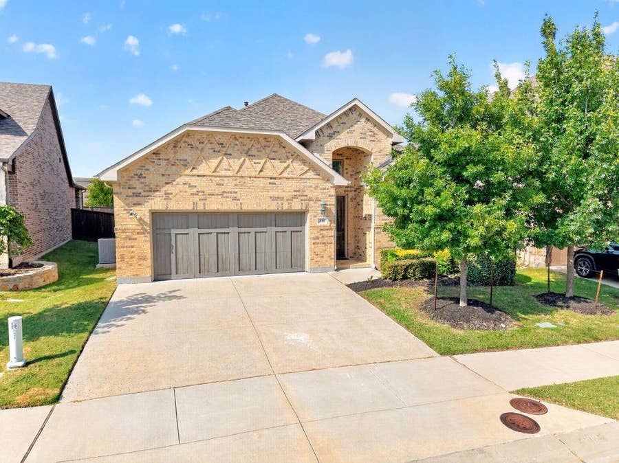 Property photo for 808 Knox Drive, Rockwall, TX