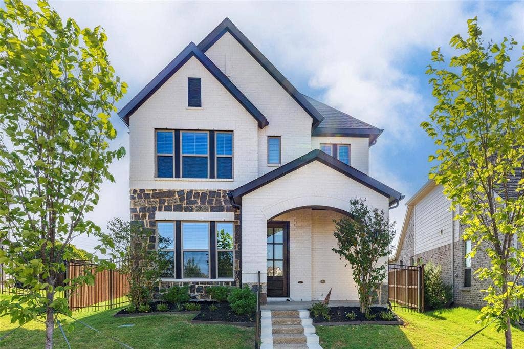 905 Carnation Drive, Crowley, TX 76036 905 Carnation Drive, Crowley, TX 76036