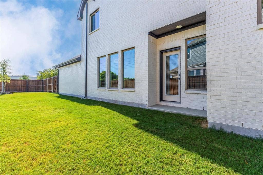 905 Carnation Drive, Crowley, TX 76036 905 Carnation Drive, Crowley, TX 76036