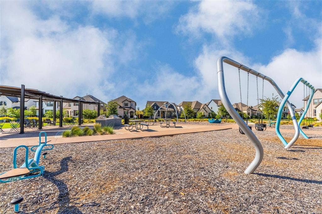 905 Carnation Drive, Crowley, TX 76036 905 Carnation Drive, Crowley, TX 76036
