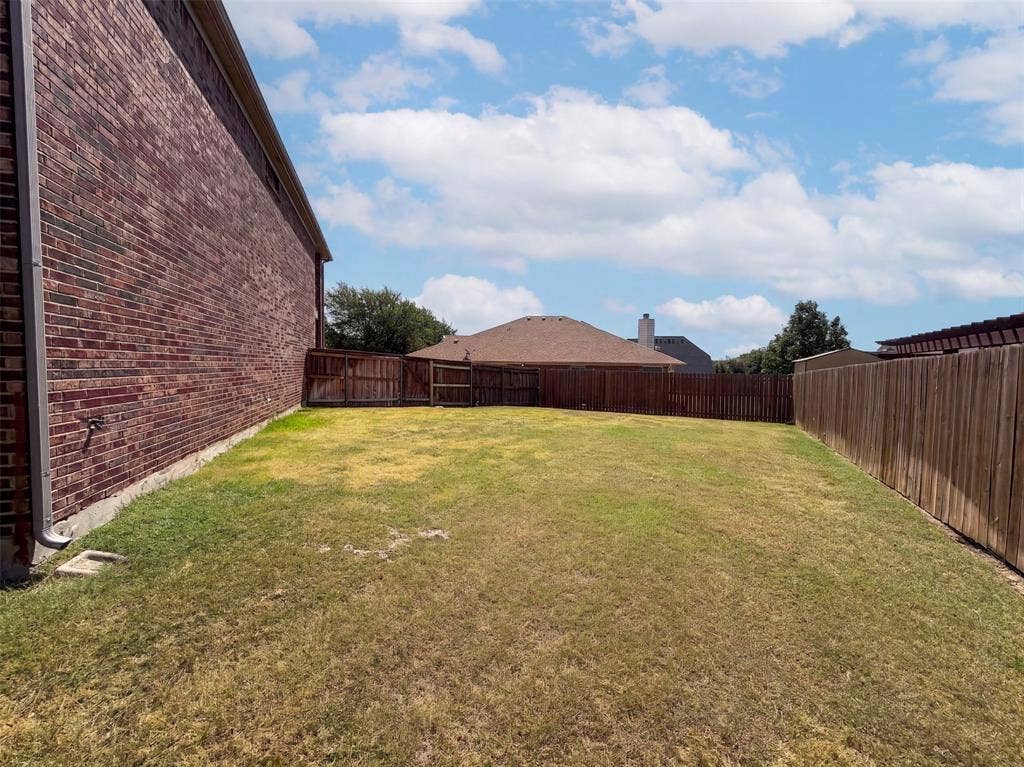 1402 Stone Oak Court, Cedar Hill, TX 75104 1402 Stone Oak Court, Cedar Hill, TX 75104