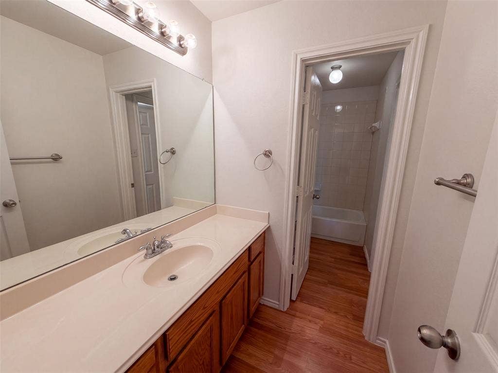 1402 Stone Oak Court, Cedar Hill, TX 75104 1402 Stone Oak Court, Cedar Hill, TX 75104