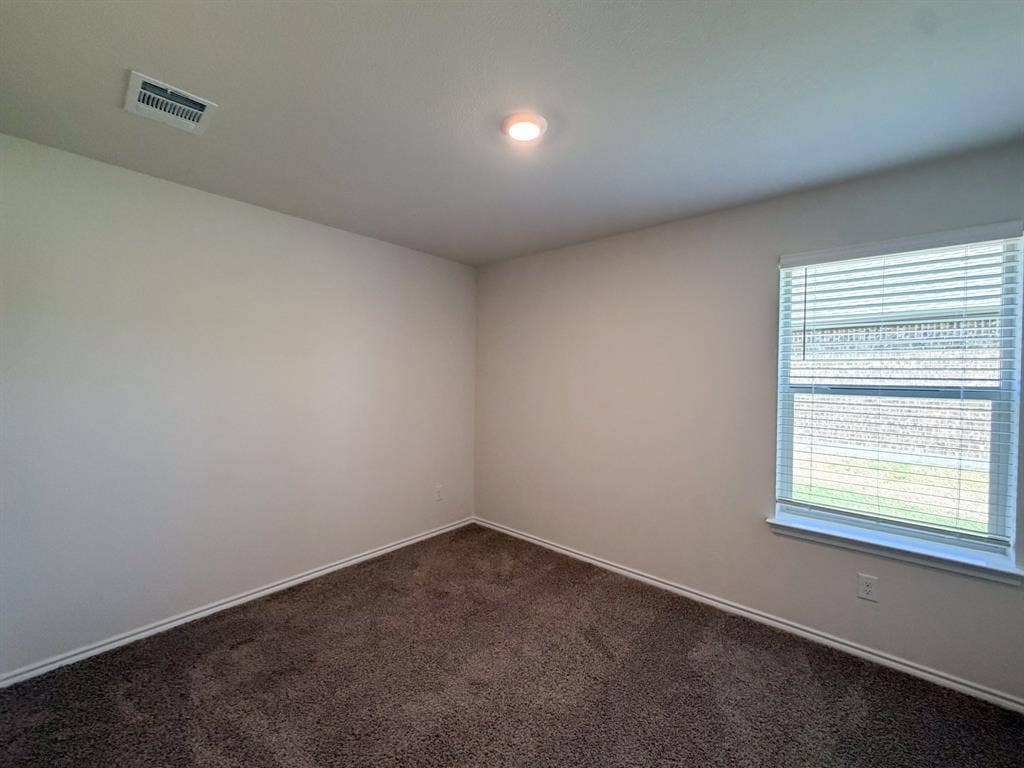 369 Thoroughbred Street, Waxahachie, TX 75165 369 Thoroughbred Street, Waxahachie, TX 75165