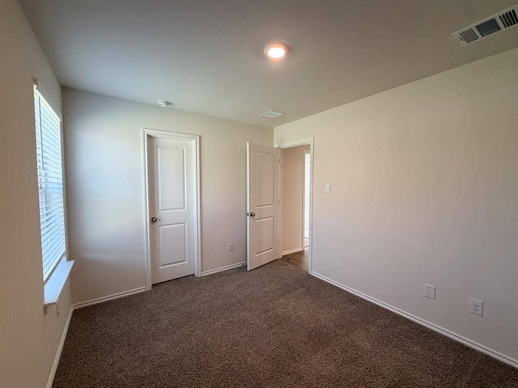 369 Thoroughbred Street, Waxahachie, TX 75165 369 Thoroughbred Street, Waxahachie, TX 75165