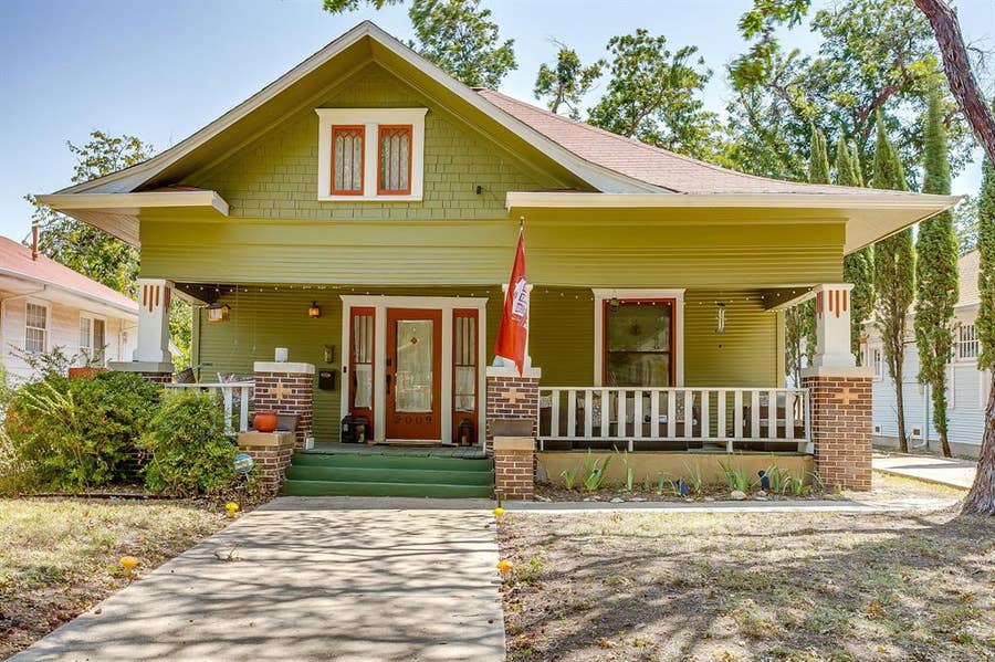 Property photo for 2009 Fairmount Avenue, Fort Worth, TX