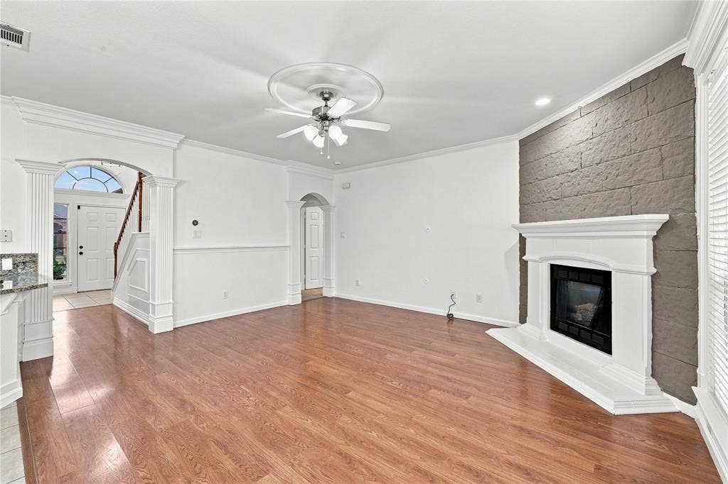 6427 Miranda Drive, Fort Worth, TX 76131 6427 Miranda Drive, Fort Worth, TX 76131