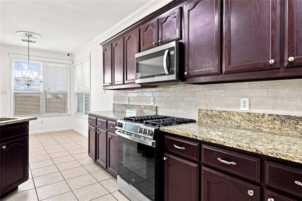 6427 Miranda Drive, Fort Worth, TX 76131 6427 Miranda Drive, Fort Worth, TX 76131