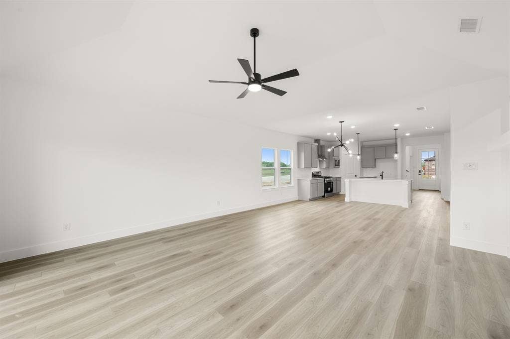 304 Sequoia- Living Room-2.jpg
