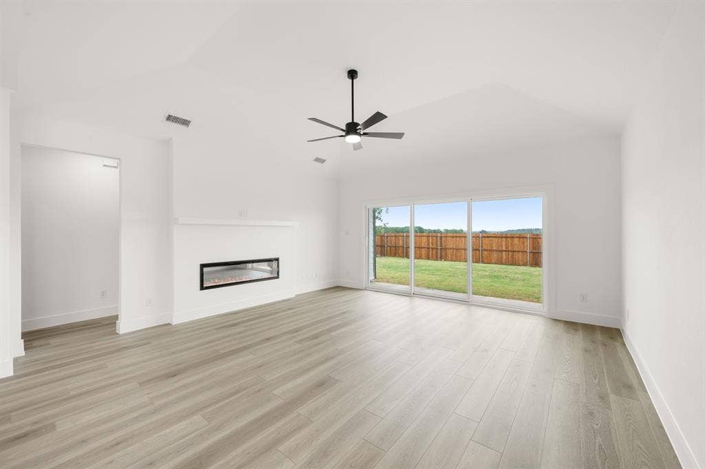 304 Sequoia- Living Room-1.jpg