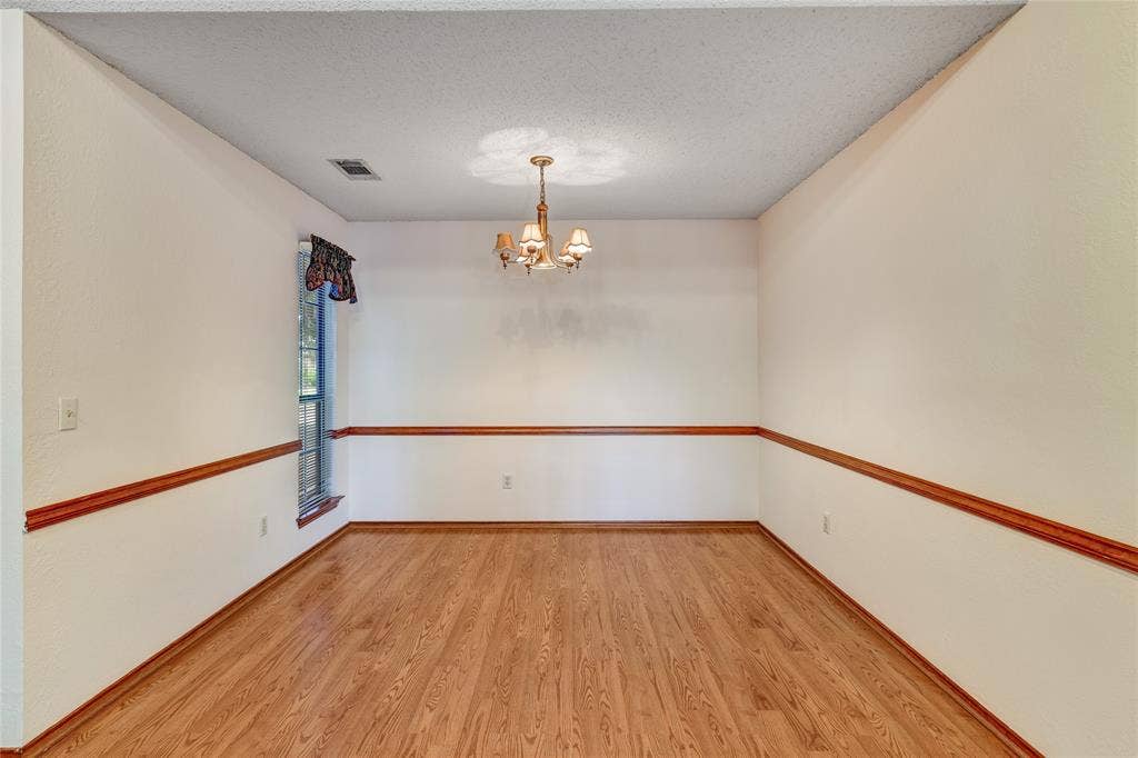 8241 Christie Drive, Frisco, TX 75033 8241 Christie Drive, Frisco, TX 75033