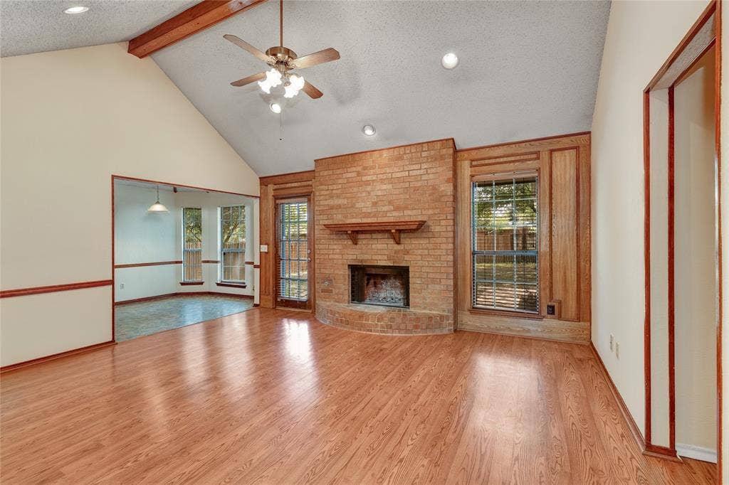 8241 Christie Drive, Frisco, TX 75033 8241 Christie Drive, Frisco, TX 75033