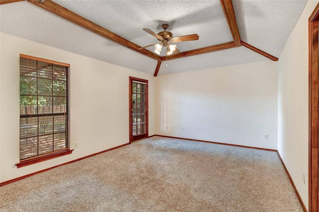 8241 Christie Drive, Frisco, TX 75033 8241 Christie Drive, Frisco, TX 75033