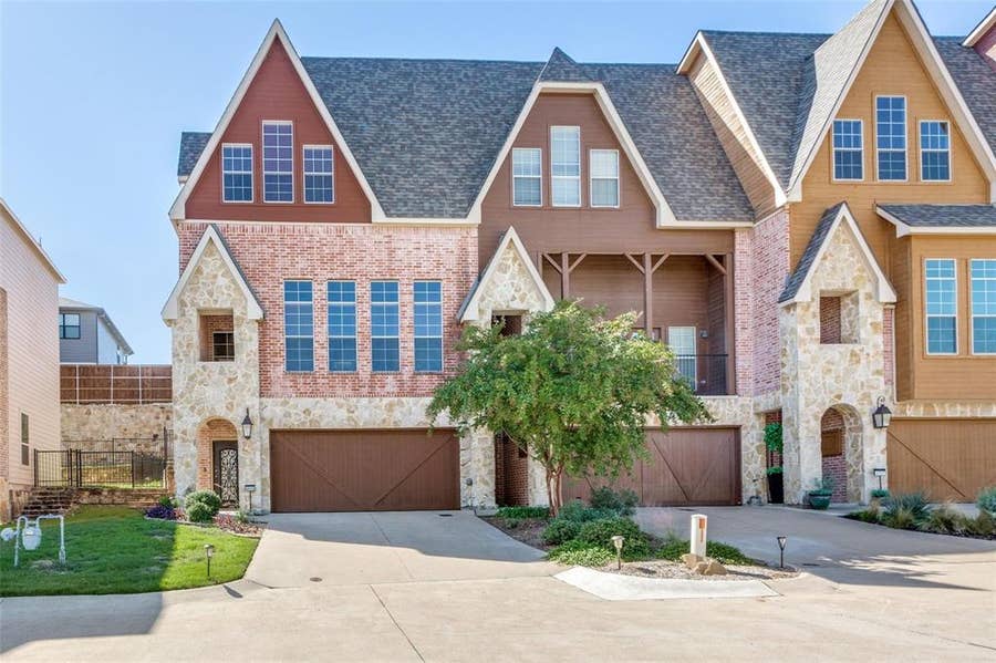 Property photo for 6633 Lost Star Lane, Fort Worth, TX