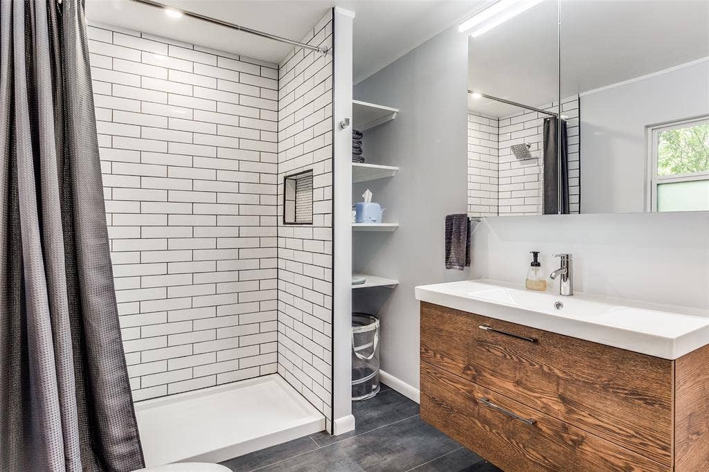 10312 Sylvia Drive, Dallas, TX 75228 10312 Sylvia Drive, Dallas, TX 75228