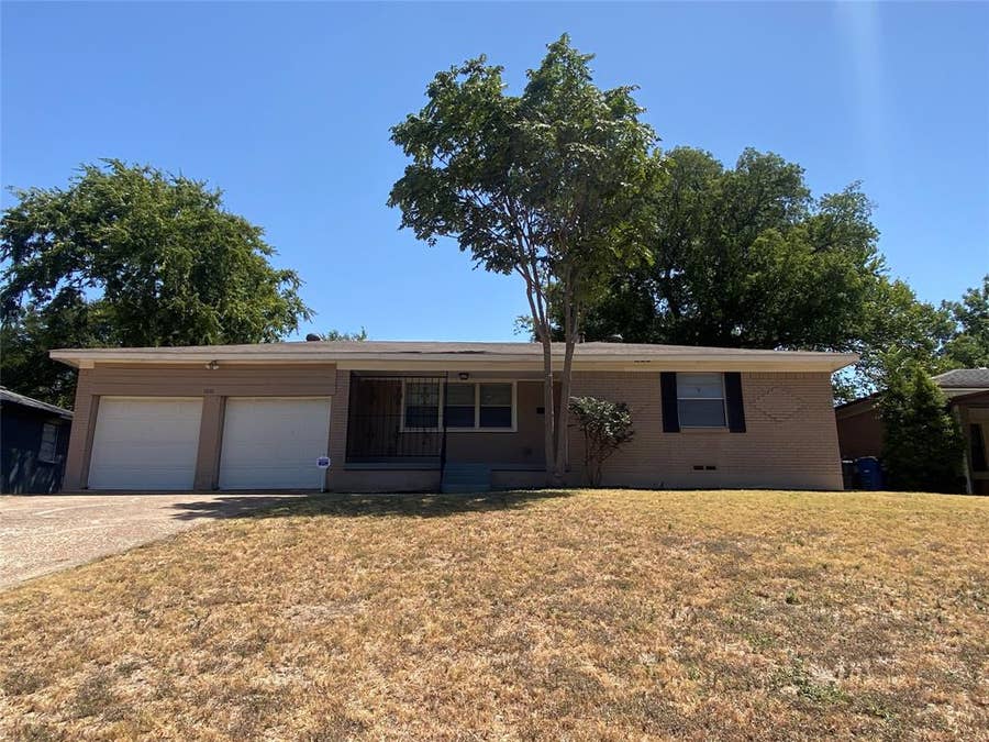 Property photo for 5616 Glen Forest Lane, Dallas, TX