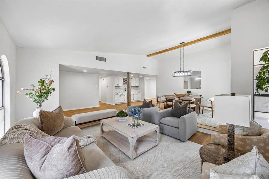 Property photo for 11711 Kilkirk Lane, Dallas, TX