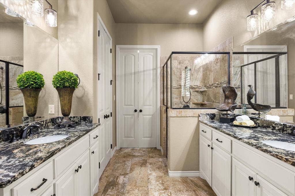 3503 Fountain Way, Granbury, TX 76049