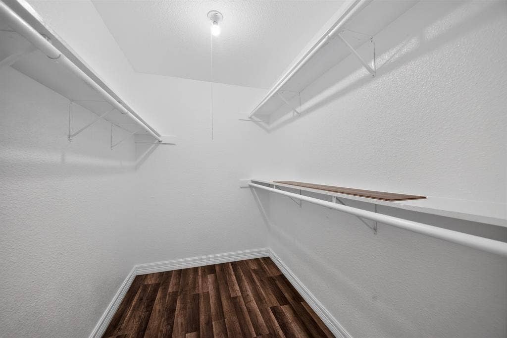 7335 Antoine Drive, Houston, TX 77088 7335 Antoine Drive, Houston, TX 77088