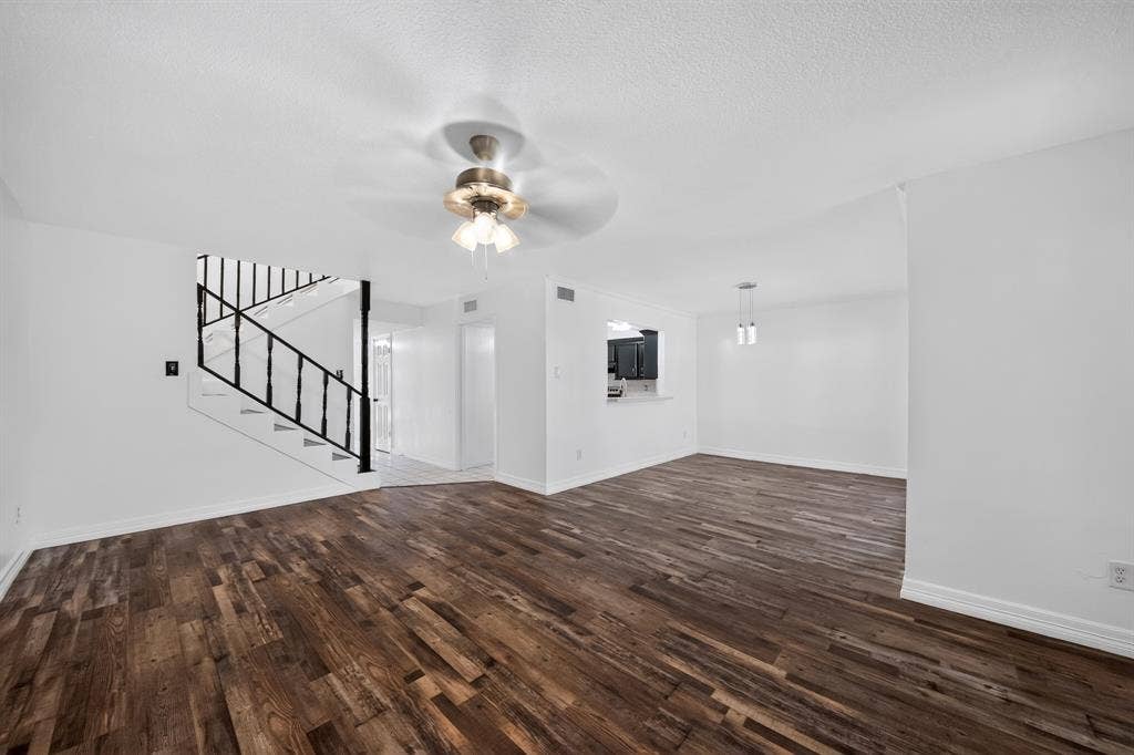 7335 Antoine Drive, Houston, TX 77088 7335 Antoine Drive, Houston, TX 77088