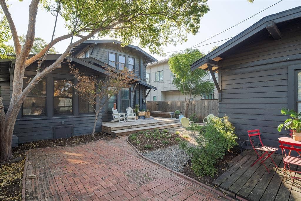 719 N Bishop Avenue, Dallas, TX 75208