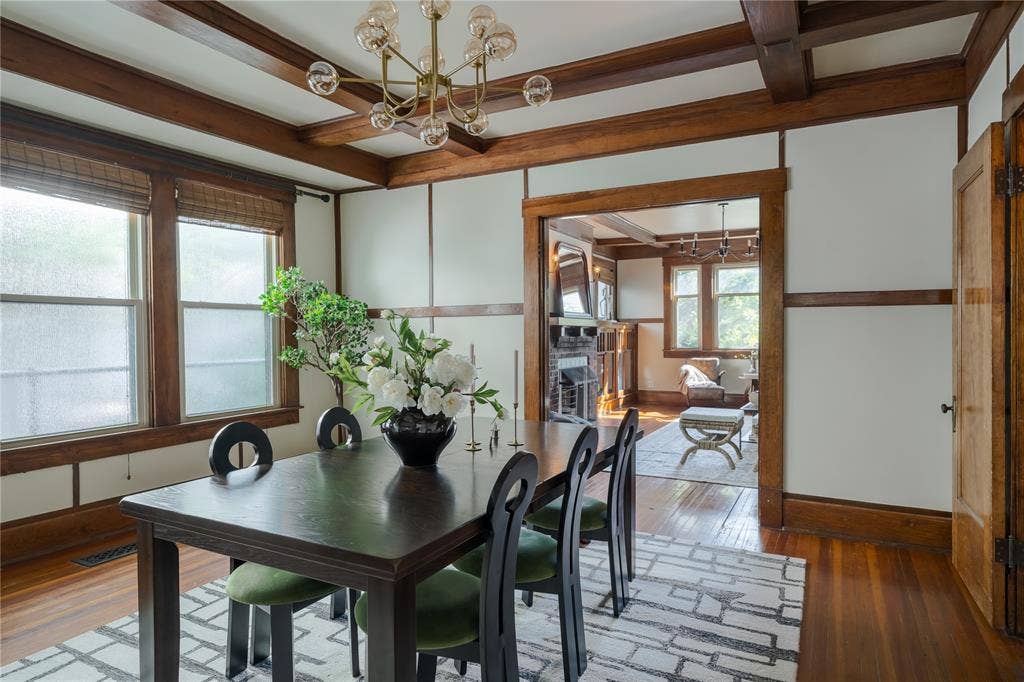 719 N Bishop Avenue, Dallas, TX 75208