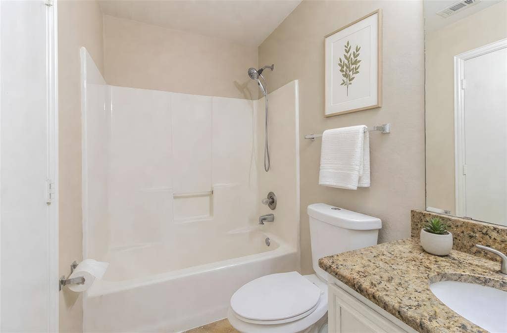 1070 Mellanie Lane, Celina, TX 75009 1070 Mellanie Lane, Celina, TX 75009