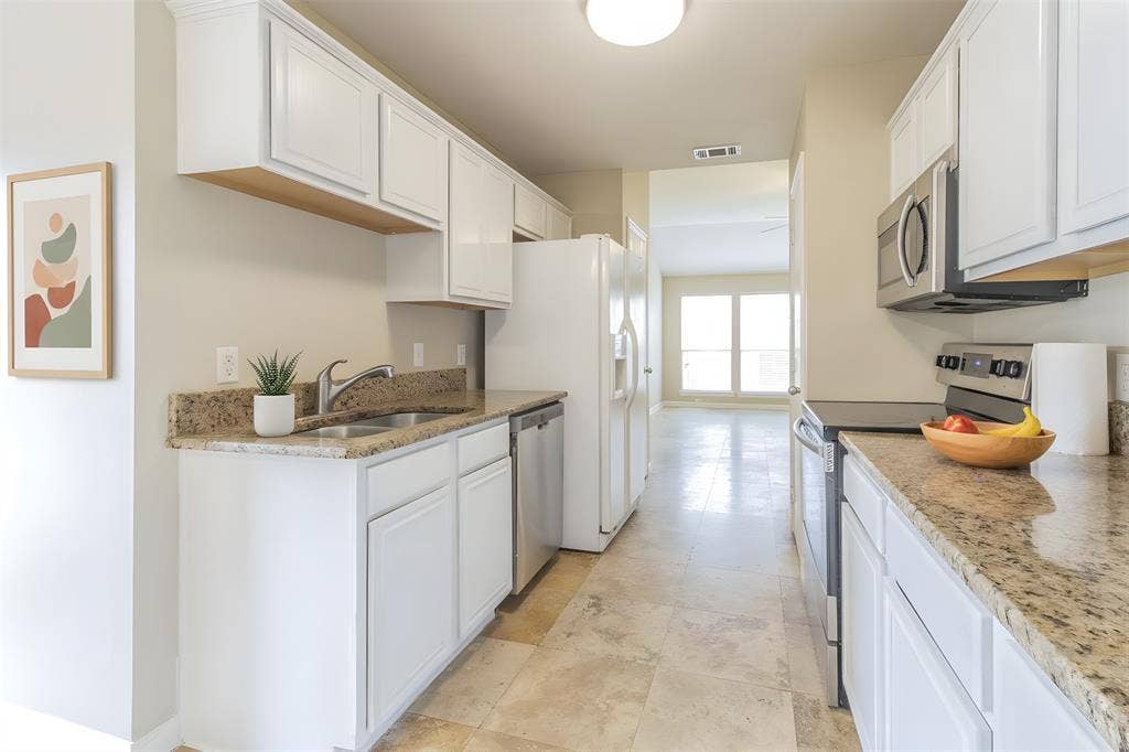 1070 Mellanie Lane, Celina, TX 75009 1070 Mellanie Lane, Celina, TX 75009