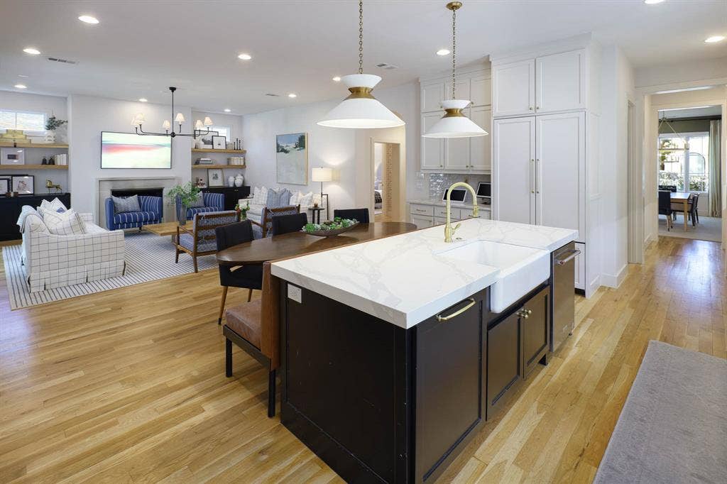 7407 Morton Street, Dallas, TX 75209 7407 Morton Street, Dallas, TX 75209