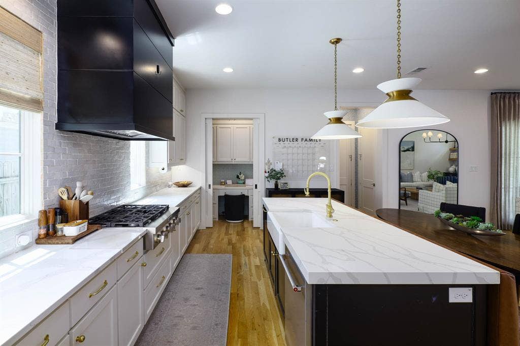 7407 Morton Street, Dallas, TX 75209 7407 Morton Street, Dallas, TX 75209